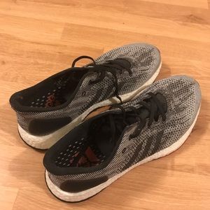 Adidas Men’s Black & White Racer Sneaker